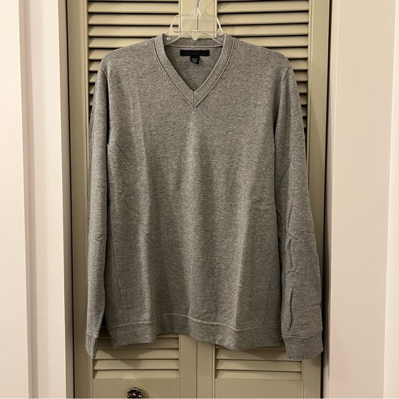 Kenneth Cole Men’s Sweater - Picture 2 of 5
